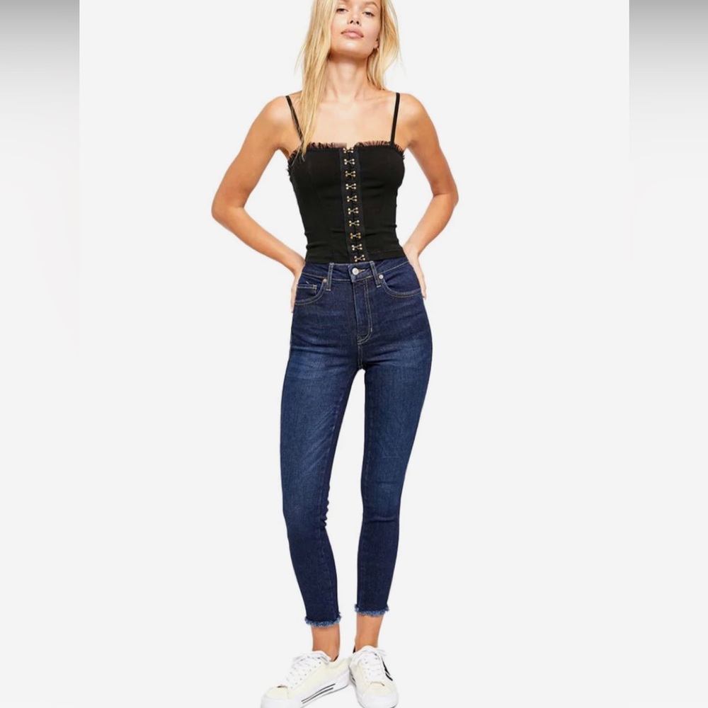NWT Free People Raw  high rise deep indigo jeggings size 25
